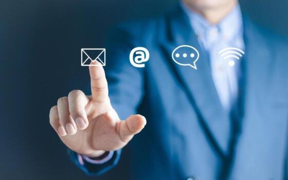 les moyens de nous contacter